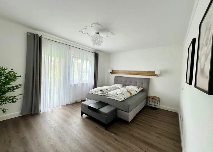 220 Qm Penthouse Wohnung Mit Fahrstuhl - Ohne Spa