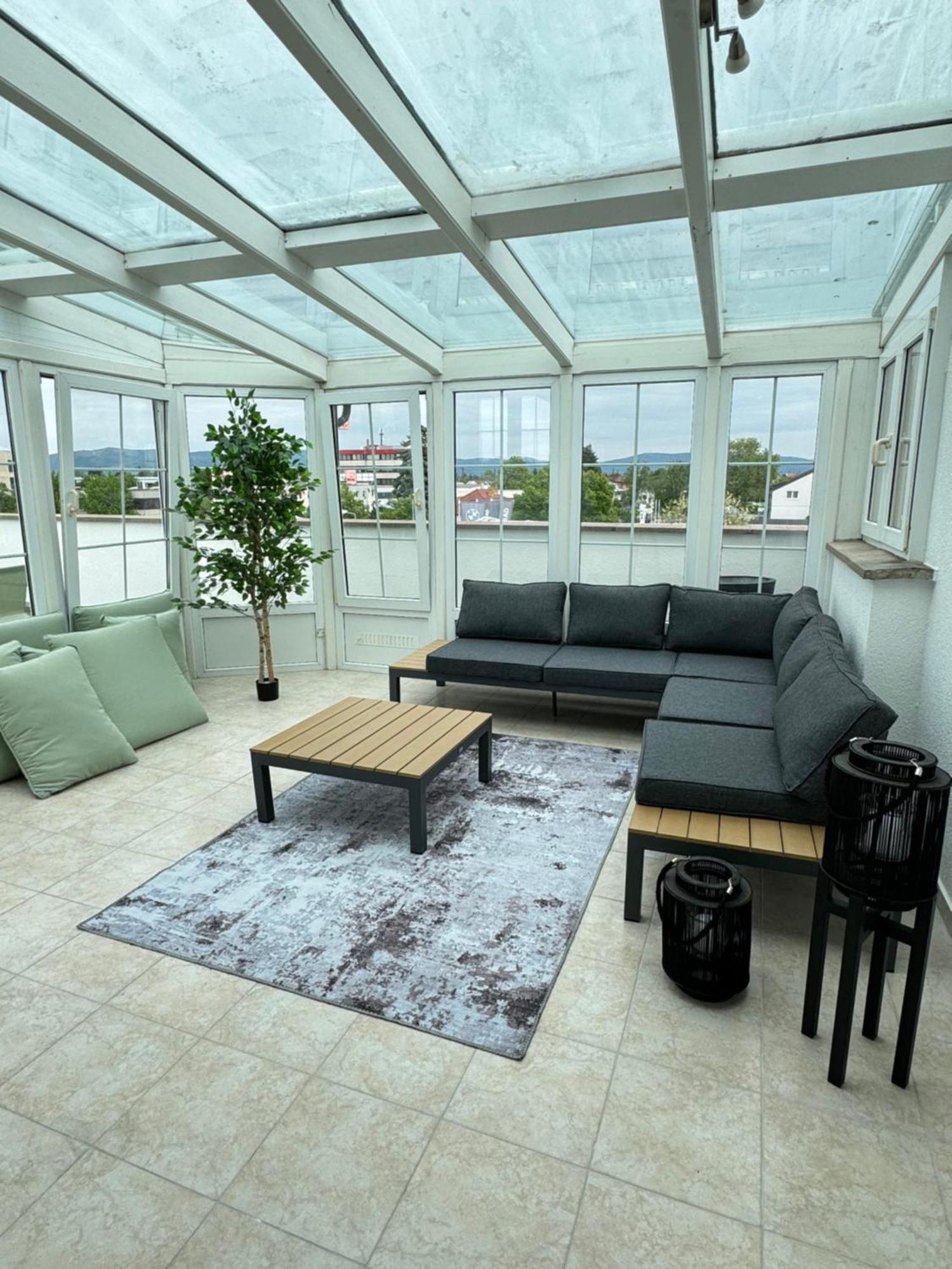 220 Qm Penthouse Mit Fahrstuhl - Ohne