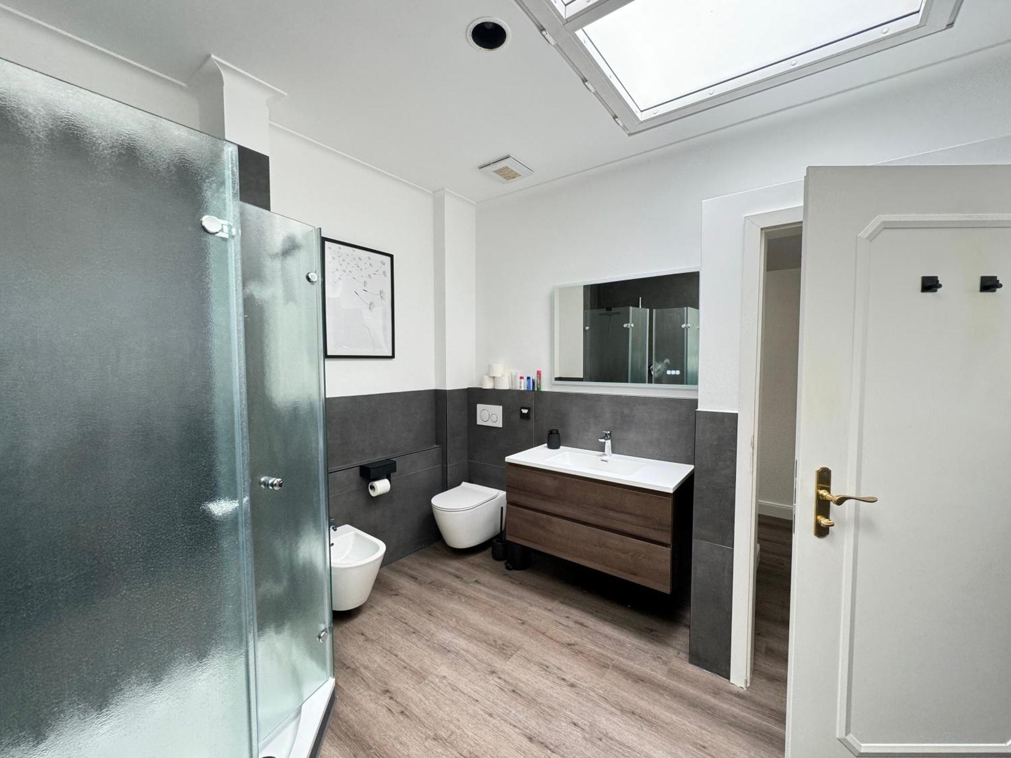 Apartment 220 Qm Penthouse Mit Fahrstuhl - Ohne Mannheim
